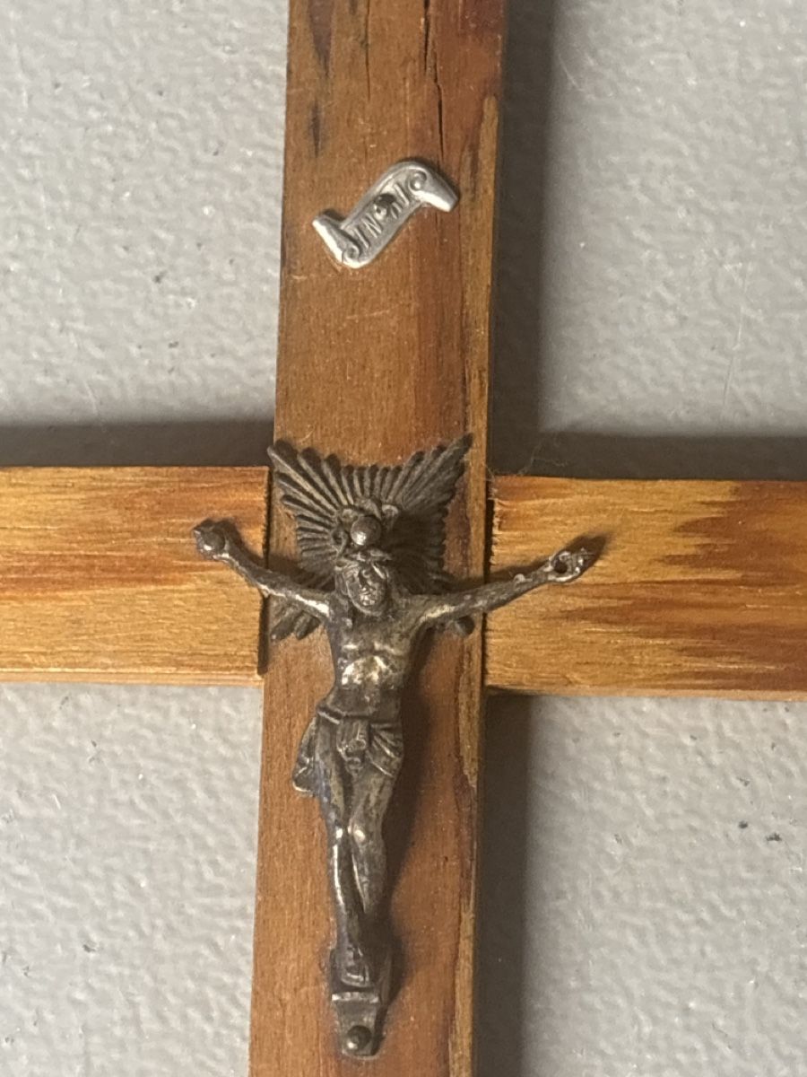 Tutte le decorazioni: Crocefisso in legno con teschio – Usato da Giubiasco venduto da cri_mzc6 2