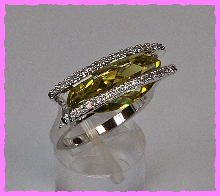 Anelli: Exklusiver Ring mit Zirkonia – Nuovo e nell'imballaggio originale da Oberglatt ZH venduto da Diamond-Girl