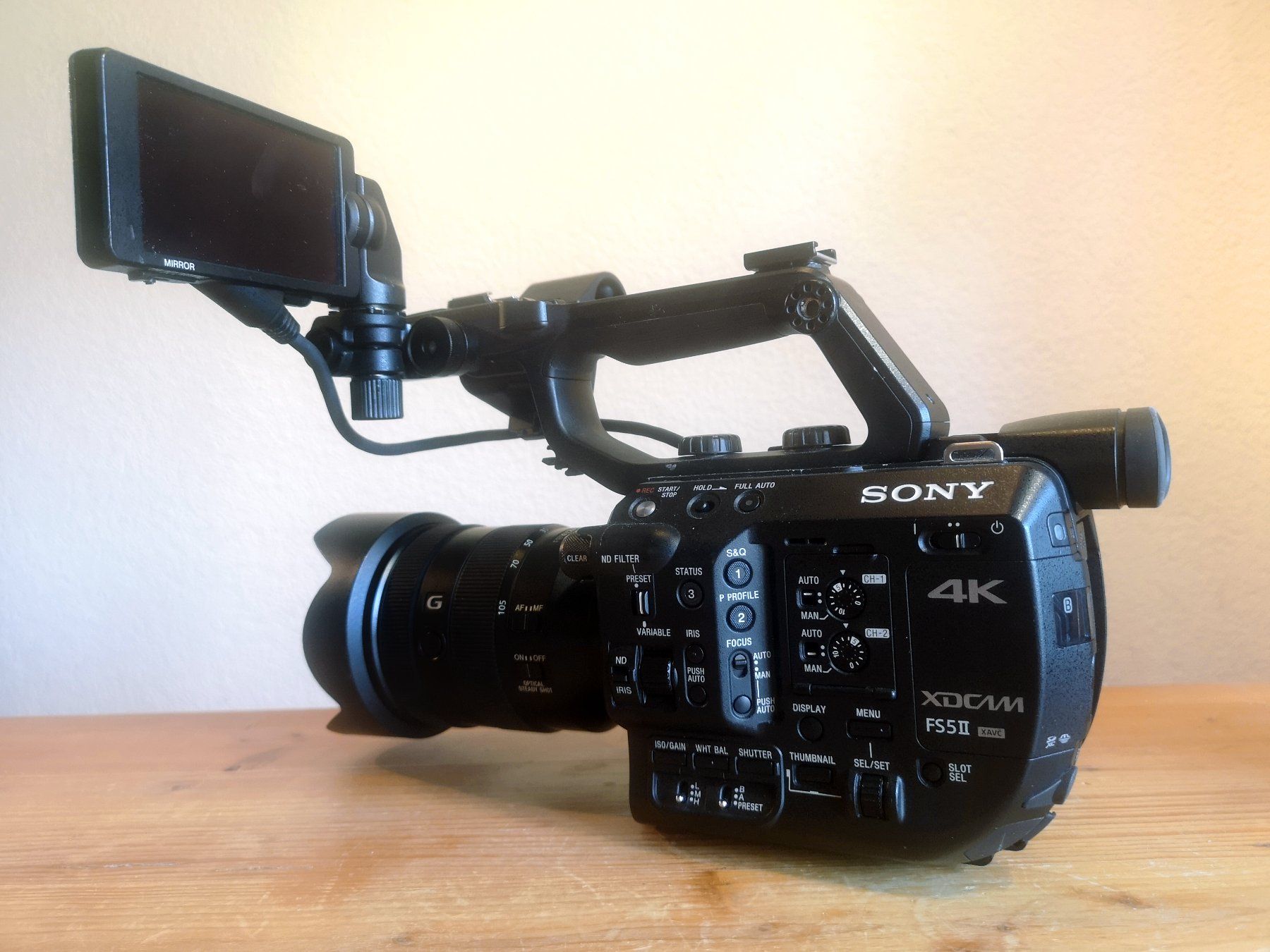 Sony Videocamere: Sony FS5 Mark II complète (optique + micros + accessoires) – Usato da Allaman venduto da Niko_kiwi 2