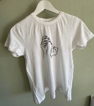 T- Shirt mit Stickerei