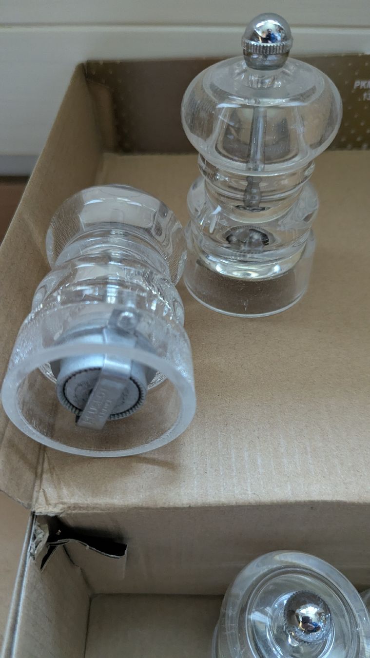 Elettrodomestici da cucina: Kitchen(salt/pepper) grinders - Peugeot – Usato da Basel venduto da obo_8k6t