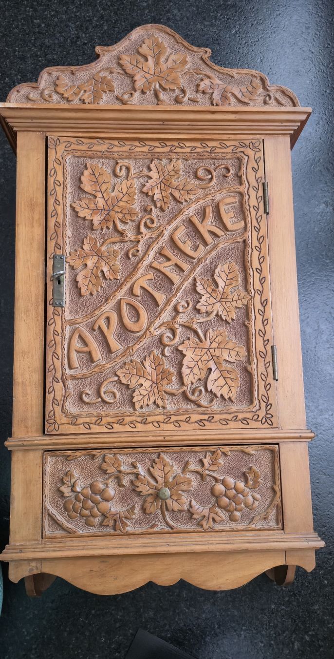 Cassettiere: Antikes Apothekenkästchen Handarbeit von 1916 – Usato da Möhlin venduto da fquagliati