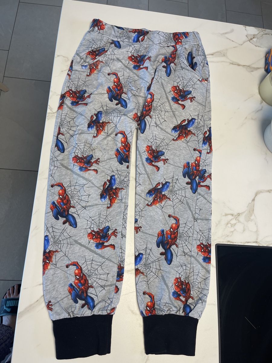 Pantaloni: Pumphose Spiderman Neu 140 – Nuovo (secondo la descrizione) da Täuffelen venduto da Nice800