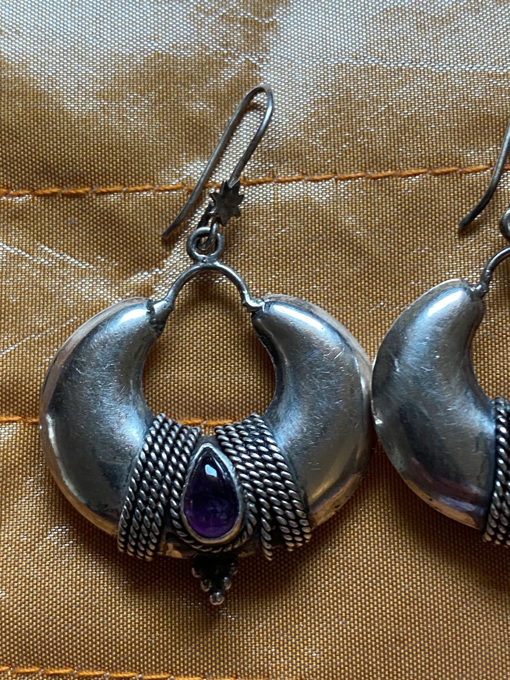 Orecchini pendenti & Orecchini a lobo: Boucles d’oreilles pendantes avec améthyste – Usato da Clarens venduto da OptitesJoliesChoses 2
