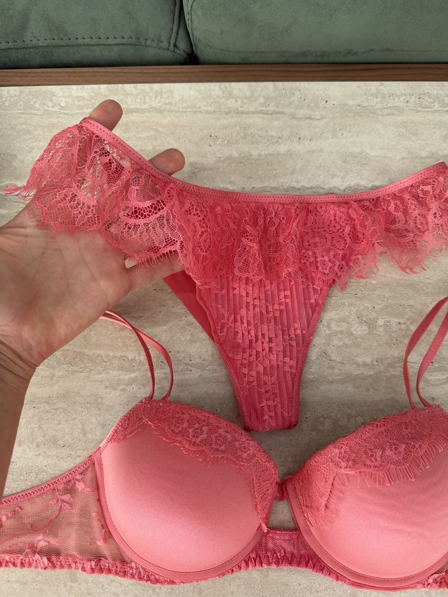 Passionata Altra biancheria intima: Lingerie set - passionata 75B size – Nuovo (secondo la descrizione) da Corsier GE venduto da Karol_save_planet 1