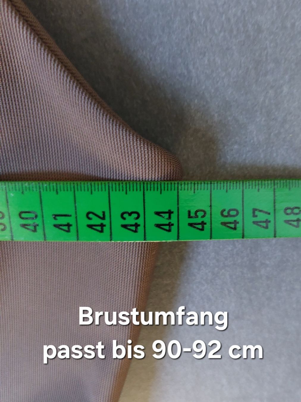 Vestiti: Etuikleid helleskaffeebraun passend CH36 – Usato da Balsthal venduto da Trendline55 3