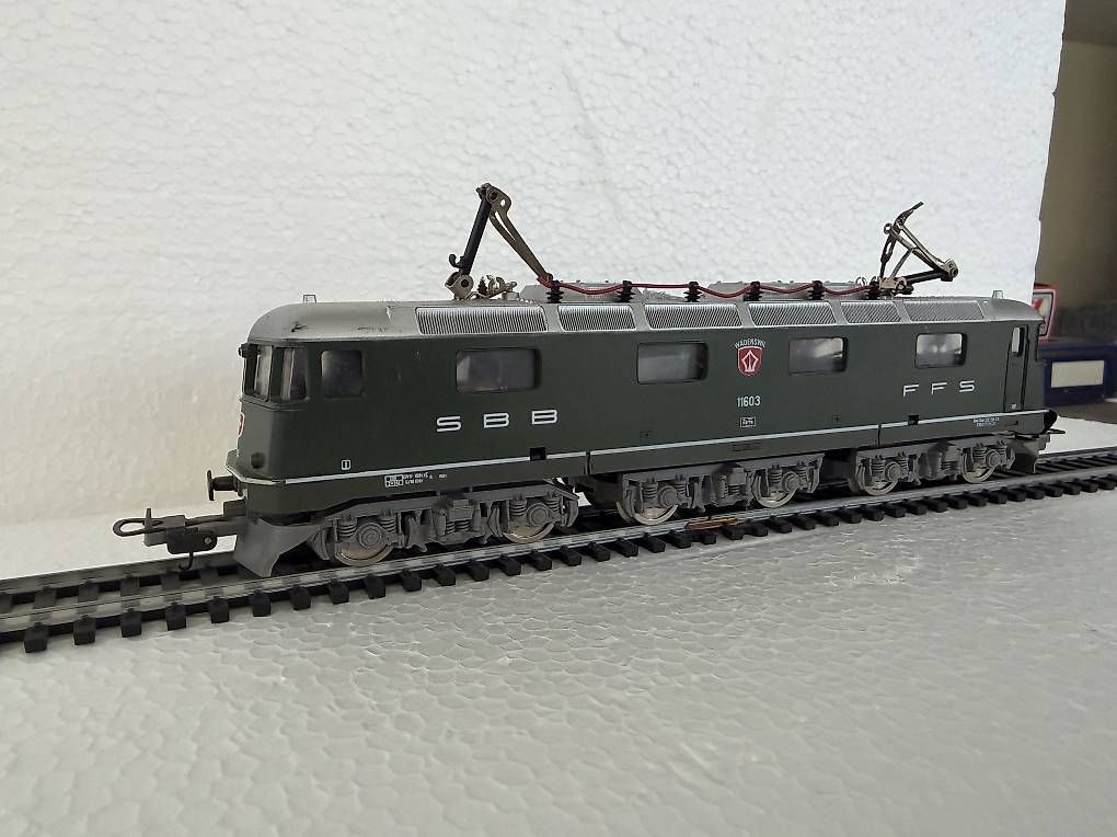 SBB/CFF/FFS Modellini di ferrovie: SBB Elektrolokomotive – Usato da Muri AG venduto da cag733