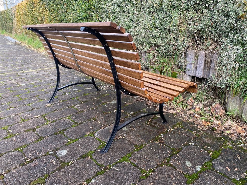Geschwungene Gartenbank NEU HOLZLATTE EICHENHOLZ Kaufen auf Ricardo
