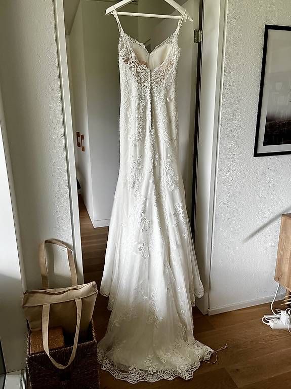 Kleider: Brautkleid Grösse 36 - Farbe Ivory – Gebraucht aus Bolligen von vieilleville 3