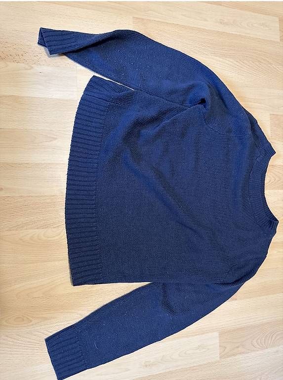 Pulls & Sweat-shirts: Dunkelblauer Strickpullover – D'occasion à Alchenflüh par selina077