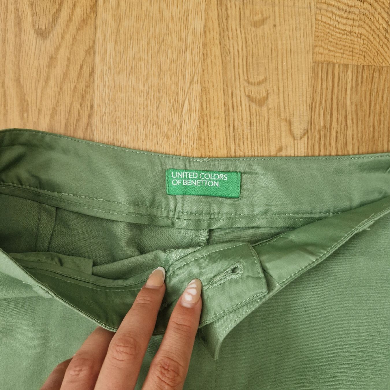 Benetton Pantaloni: Schicke Hose Damen Gr. 36 Benetton grün – Nuovo (secondo la descrizione) da Frenkendorf venduto da gca_d2qp 3