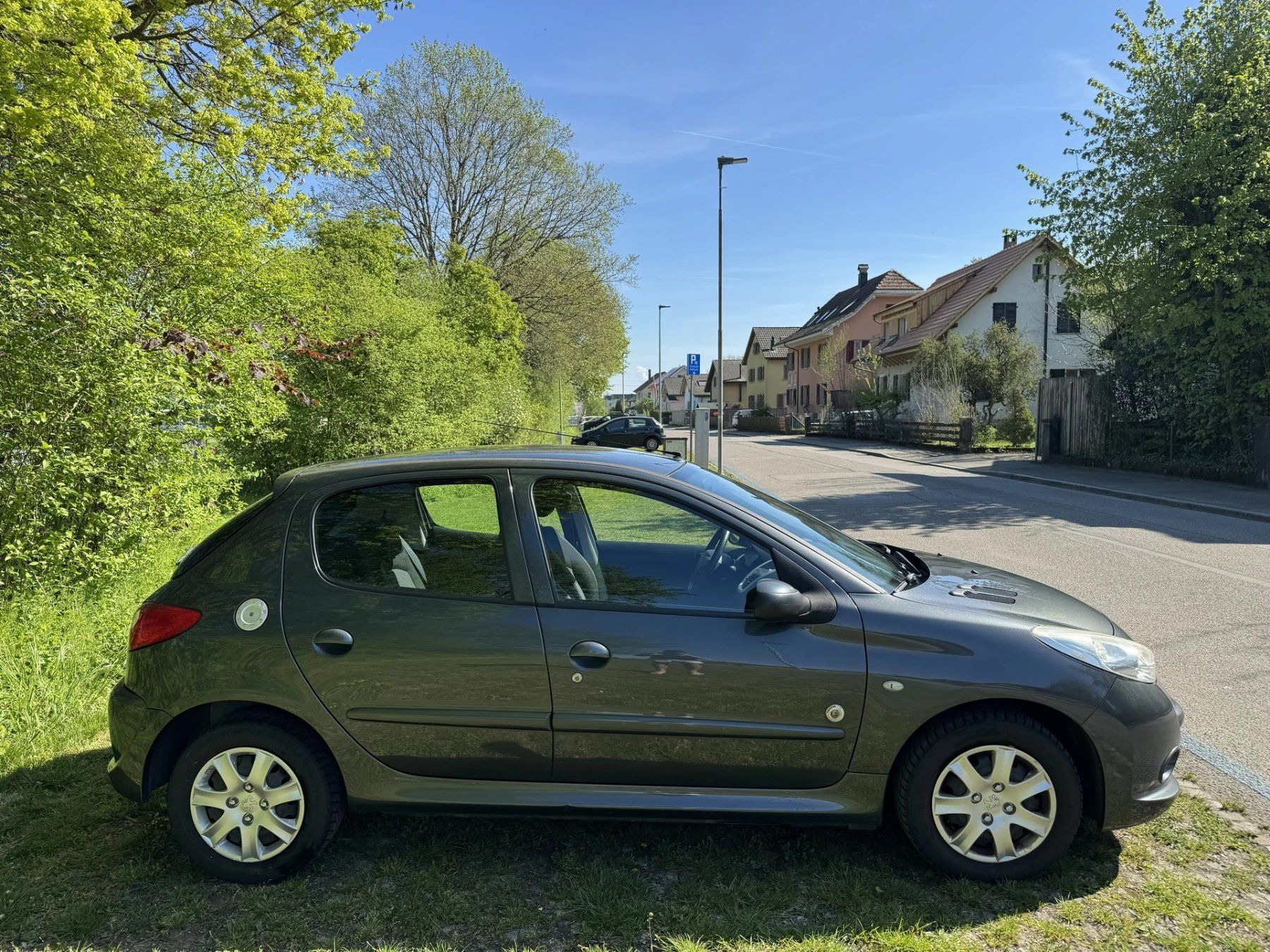 Peugeot Automobili: PEUGEOT 1.4 Trendy – Usato da Biberist venduto da rahelschuler 1