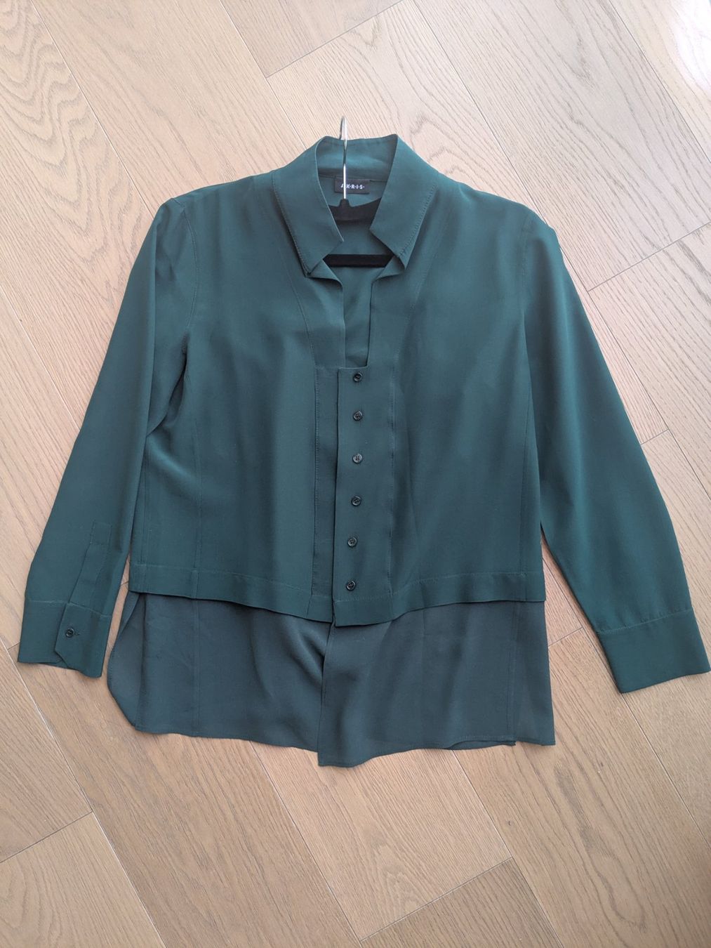 Akris Blusen: Akris Seidenbluse grün elegant Gr.8US/ 38 CH – Neu (gemäss Beschreibung) aus Zürich von vdenisa1
