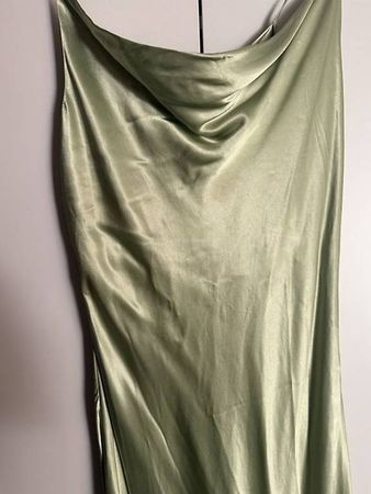 Hellgrünes Kleid Gr 40