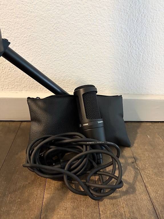 Microfoni: Mikrofonständer, Mikrofon & Audio-Interface – Usato da Liebefeld venduto da mhe_p65s 2