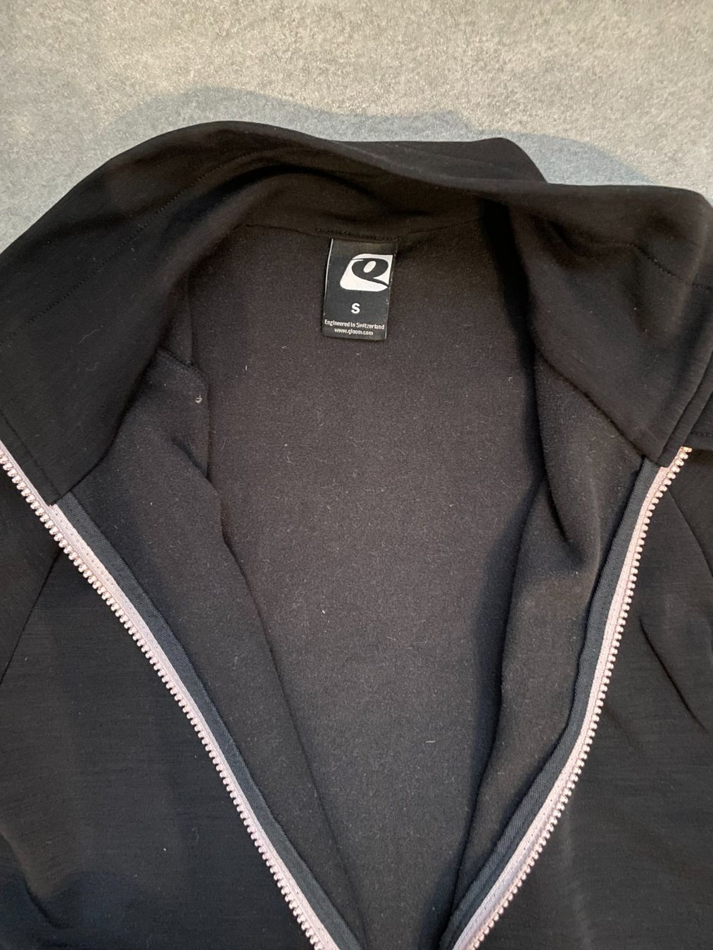 Qloom Vestes: Softshelljacke von Qloom, schwarz, Grösse S – Neuf (Voir description) à Neftenbach par RIB123456 3
