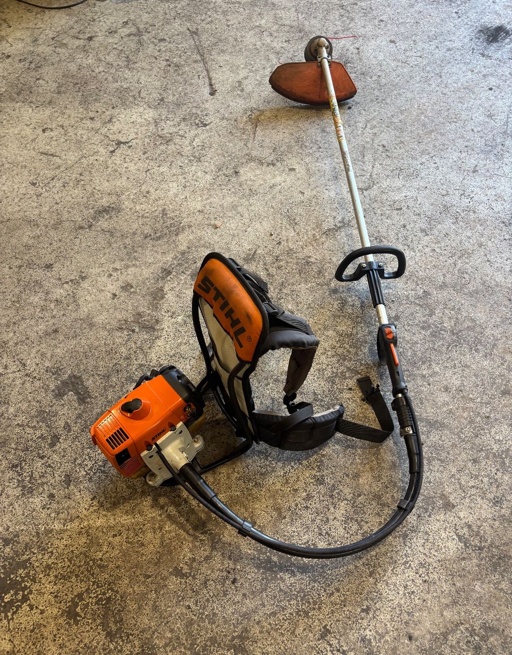 Stihl Tagliaerba: Rasentrimmer Stihl FR 450 – Usato da Grono venduto da Alpina6537