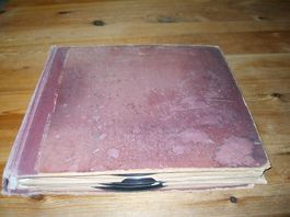 antikes Album mit 10 Schellackplatten