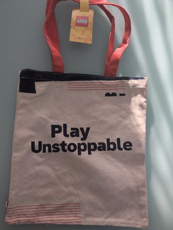Sac LEGO collector neuf avec étiquette - Édition limitée!