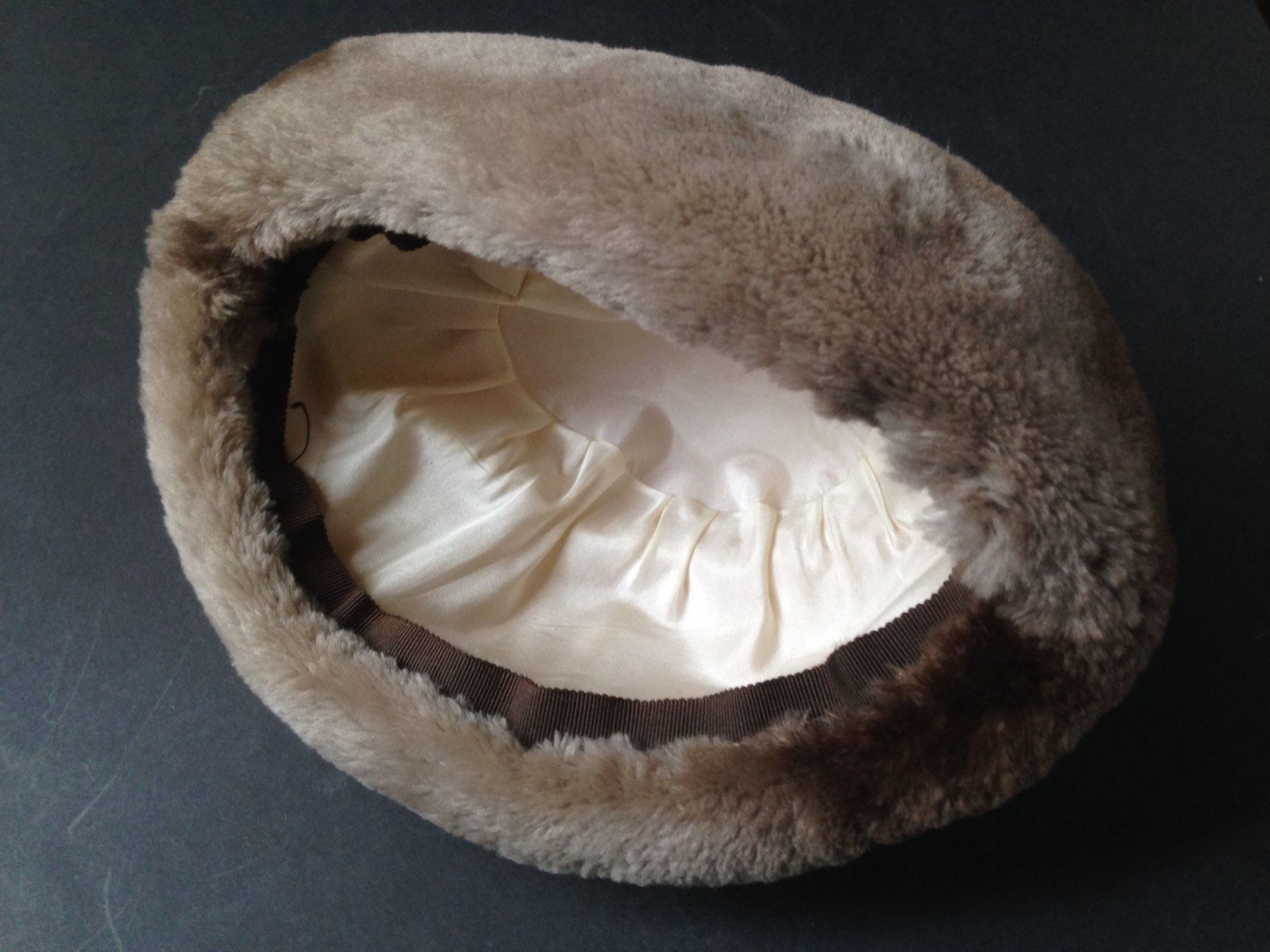 Hüte, Mützen & Caps: Pelz Fur Hut Kappe Mütze – Gebraucht aus Schaffhausen von vintageville 4