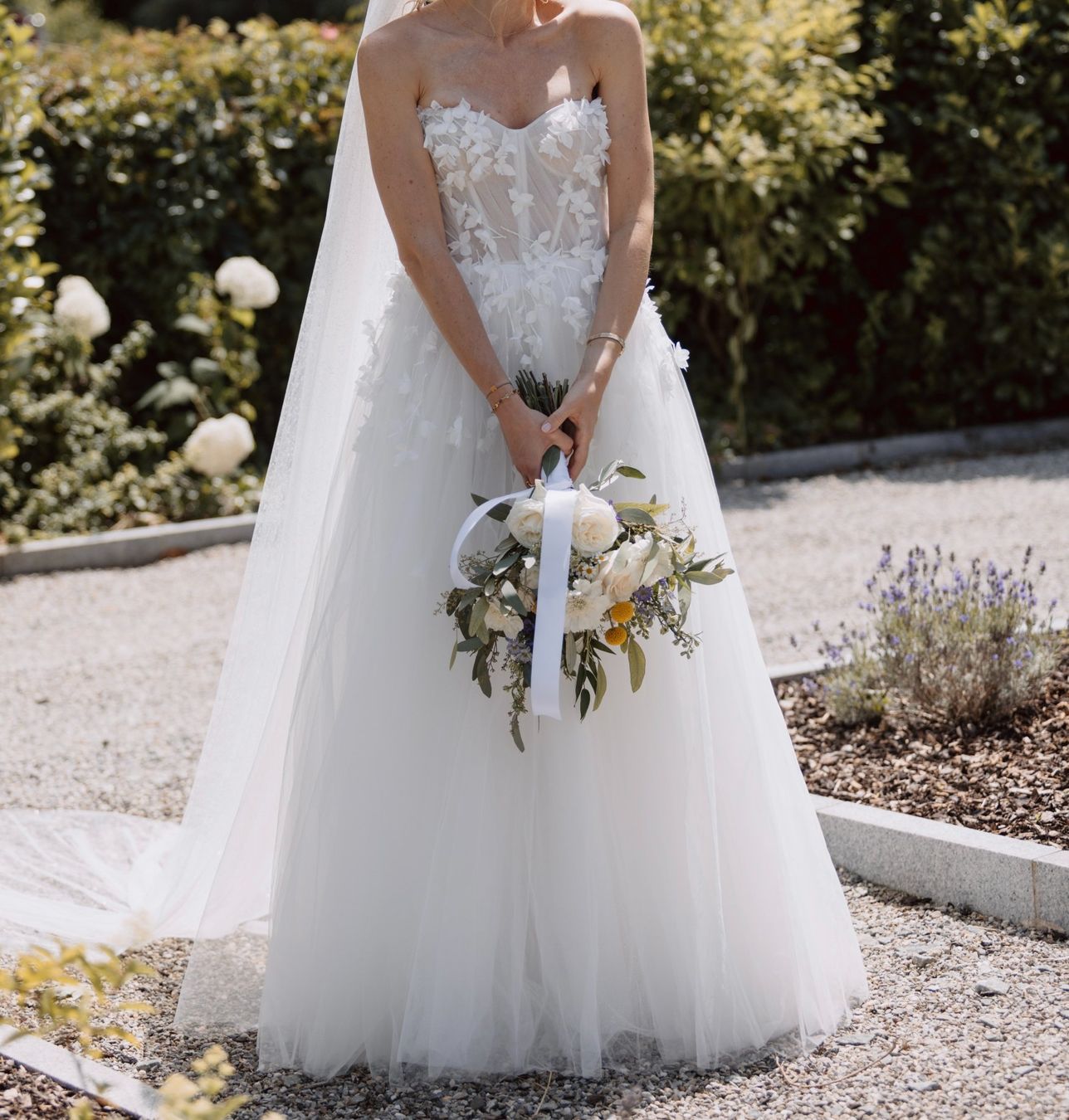 Vestiti: Secondhand Brautkleid Milla Nova "Evelyn", Grösse 36-38 – Usato da Brunnen venduto da Herzig-Brautmode 4