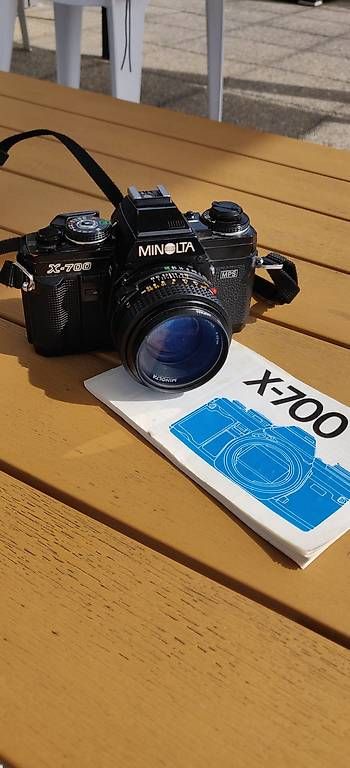 Minolta Fotocamera: Minolta X700 argentique avec accessoires – Usato da Neuchâtel venduto da vin_lx27 3