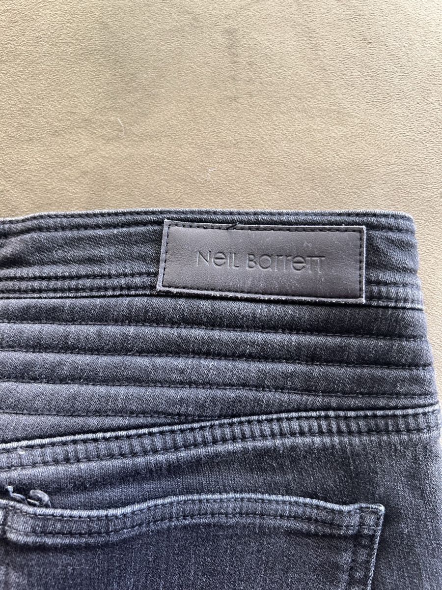 Jeans: Neil Barrett Biker Jeans Size 32 – Usato da Herrliberg venduto da kevinvizner 2