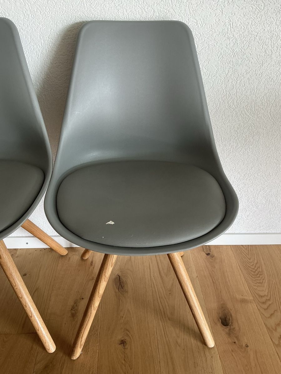 Micasa Stühle: Stühle Micasa 6er Set grau mit Polster u. Eichenholz – Gebraucht aus Uster von Carpenter1 5