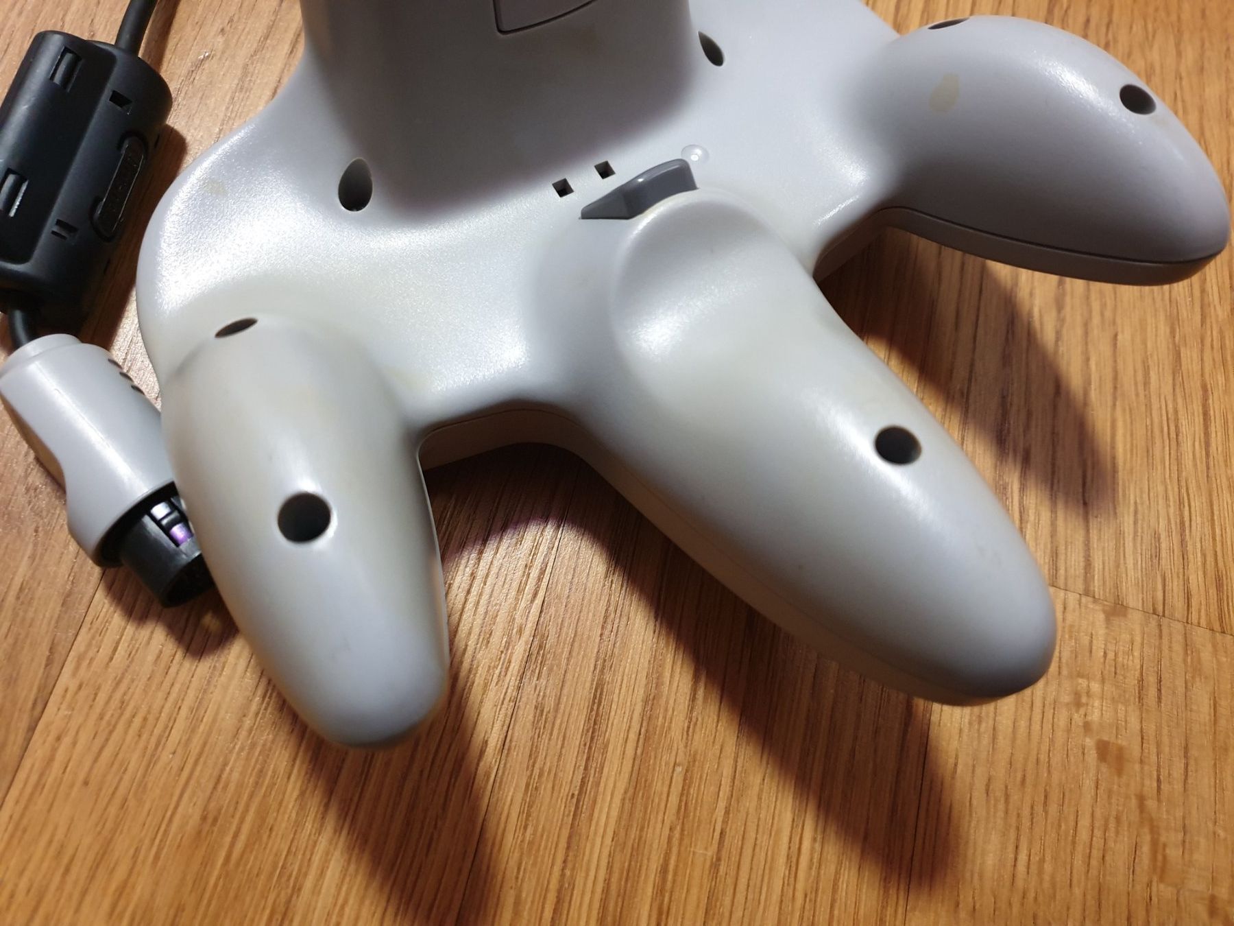Controller: Originaler Nintendo N64 Controller grau – Usato da Rain venduto da Laupia 3