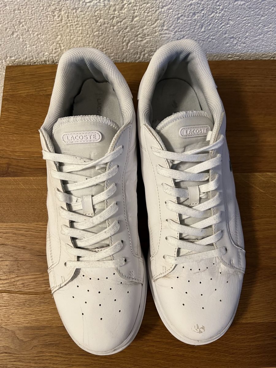 Lacoste Scarpe da uomo: Herren Sneaker Lacoste weiss Grösse 46 – Usato da Chur venduto da ZATO