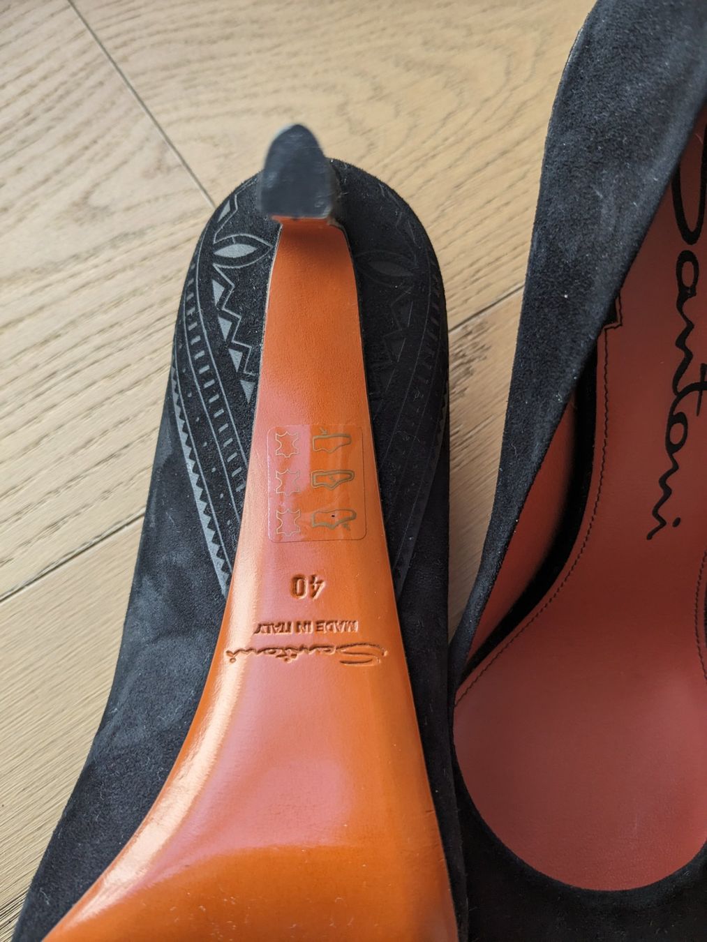 Santoni Scarpe da donna: (new!) Classic Santoni suede pumps black 40 – Nuovo (secondo la descrizione) da Zürich venduto da vdenisa1 1