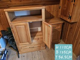 Arvenschrank / Kommode sucht Liebhaber