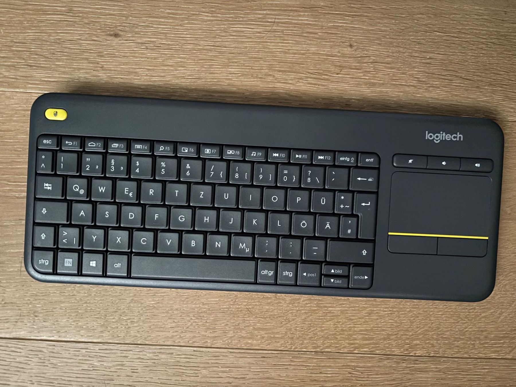 Logitech Claviers: Logitech K400 Plus Tastatur mit Touchpad – Neuf (Voir description) à Regensdorf par nin_9d8s