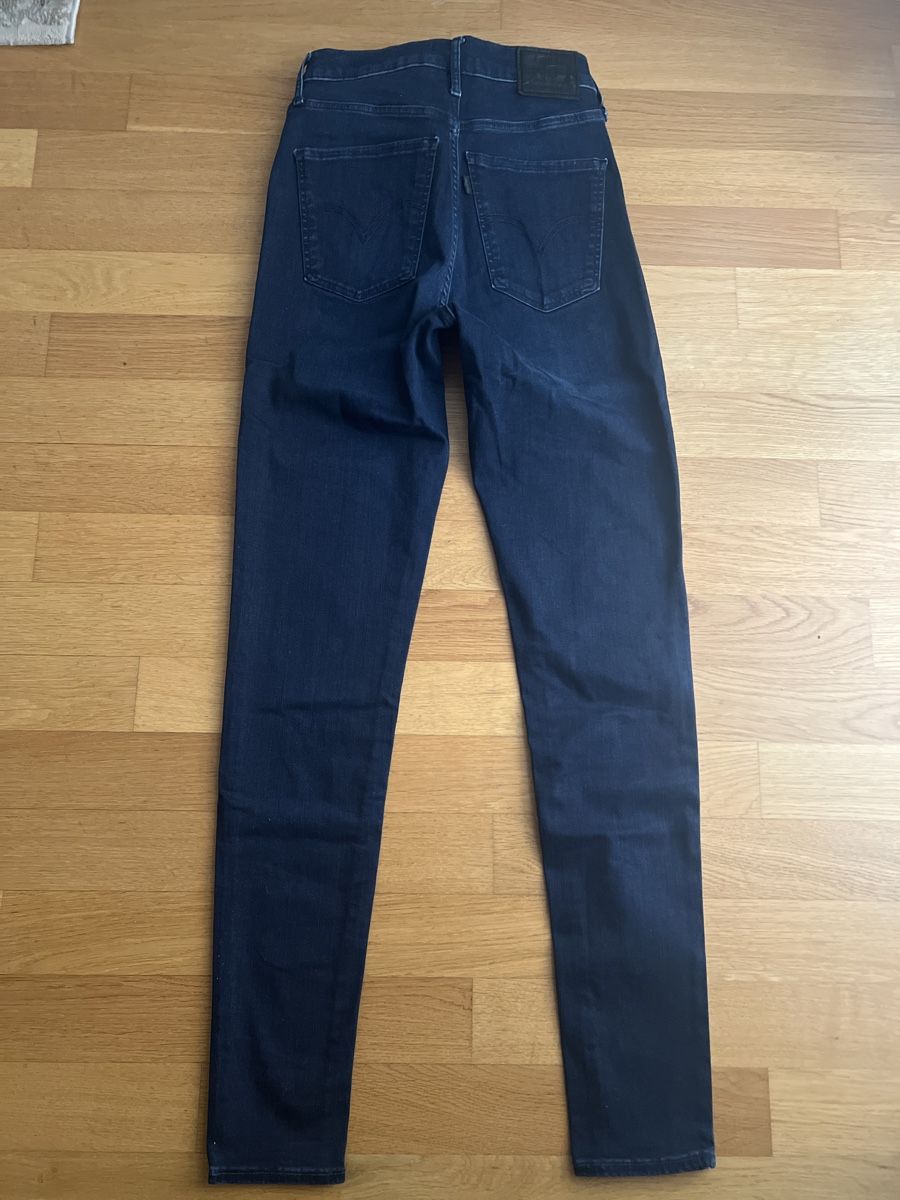 Jeans: Jeans – D'occasion à Nürensdorf par and_5tlm 2