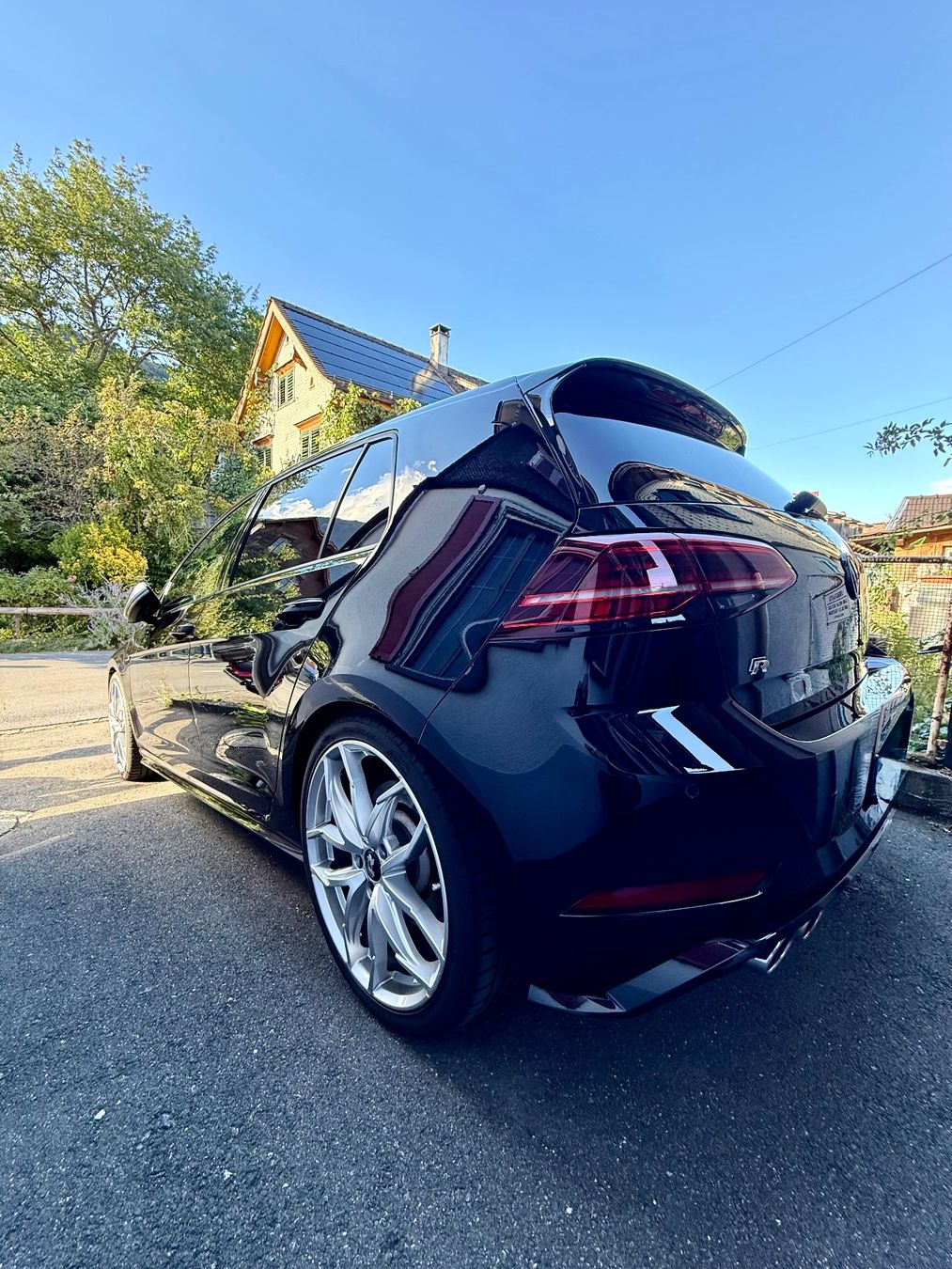 VW Automobili: Golf R 7.5 DSG – Usato da Oberschan venduto da Gmueller77 2