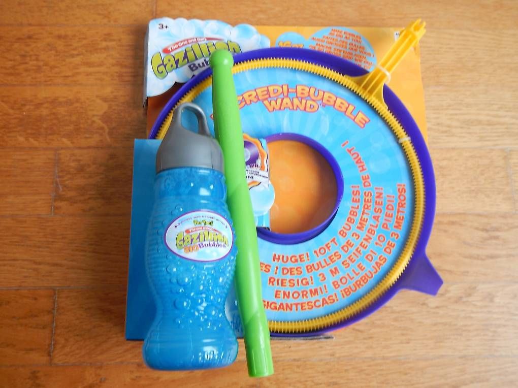 Spielzeuge: Riesenseifenblasen (Gazillion Bubbles) – Neu und originalverpackt aus St. Gallen von _Corvin_
