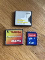SanDisk 2GB + Adapter // Toshiba 256MB