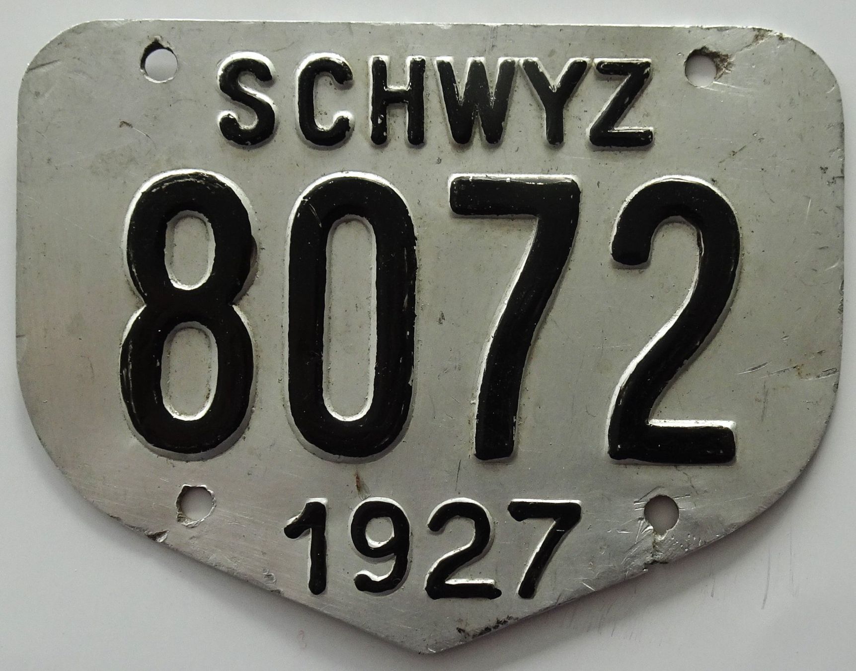 Schilder: Velonummer Schwyz 1927 SZ 27 – Gebraucht aus Bülach von anska