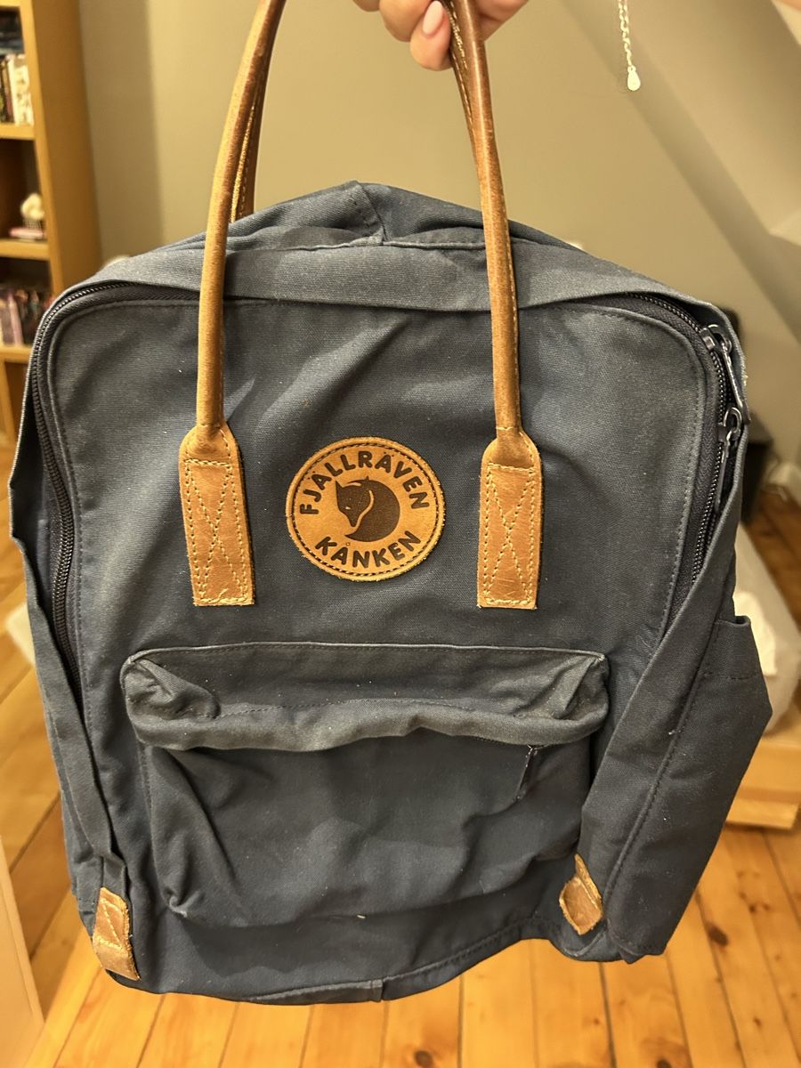 Fjällräven Zaini: Fjällräven Kanken Rucksack – Usato da Basel venduto da ala_7nd2