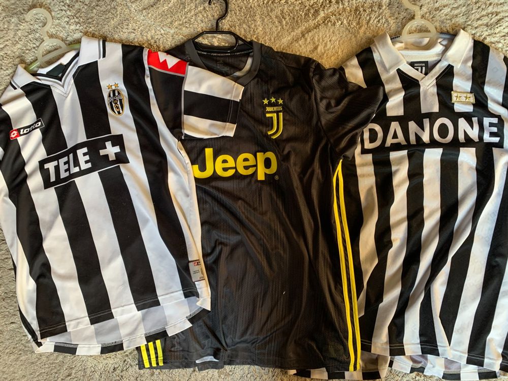 3 x Juve Trikots 2 zusammen Neu + 1 x TELE+ (Neuf (Voir description)) à ...