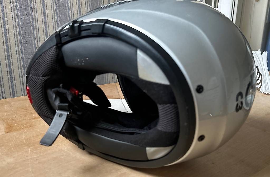 Helme & Visiere: Schuberth C3 Helm gr 58 – Gebraucht aus Münchenstein von Vorsorge 1
