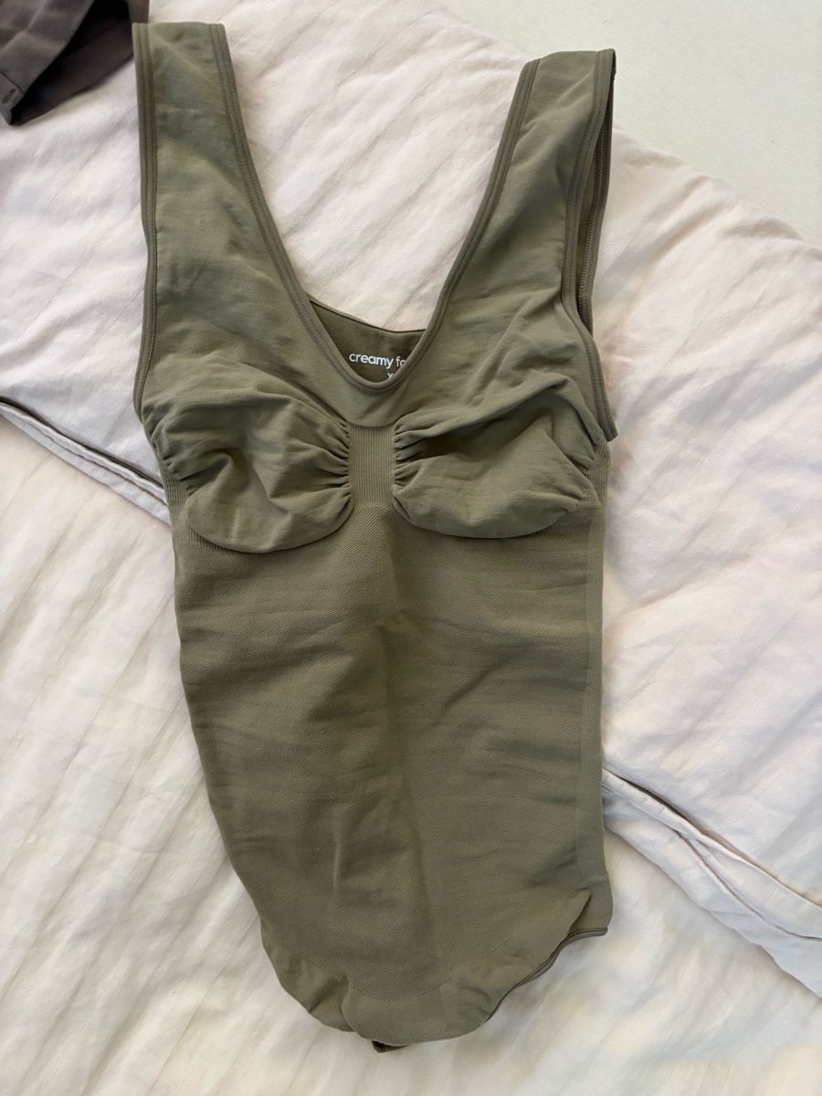 Tops: Creamy Fabrics Body – Gebraucht aus Wädenswil von Gagegia 2