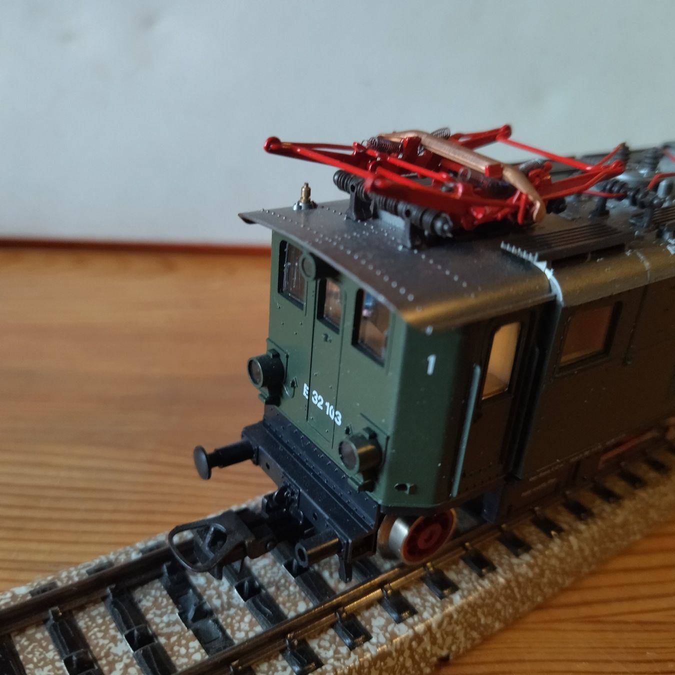 Roco Modellini di ferrovie: Roco Lok BR 132 (976) – Usato da Basel venduto da BeanieUp 3