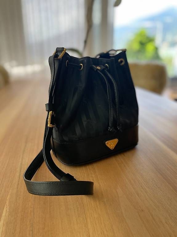 Taschen für Damen: Beuteltasche Maison Mollerus Swiss – Gebraucht aus Malans GR von mar_gnt2