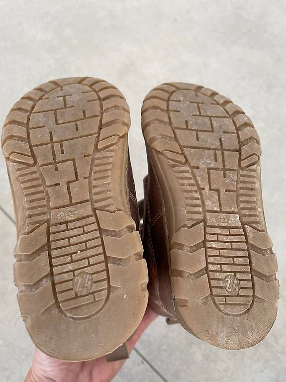 Schuhe für Mädchen: Angulus Winterstiefel Grösse 24 – Gebraucht aus Arlesheim von shopalittle 3