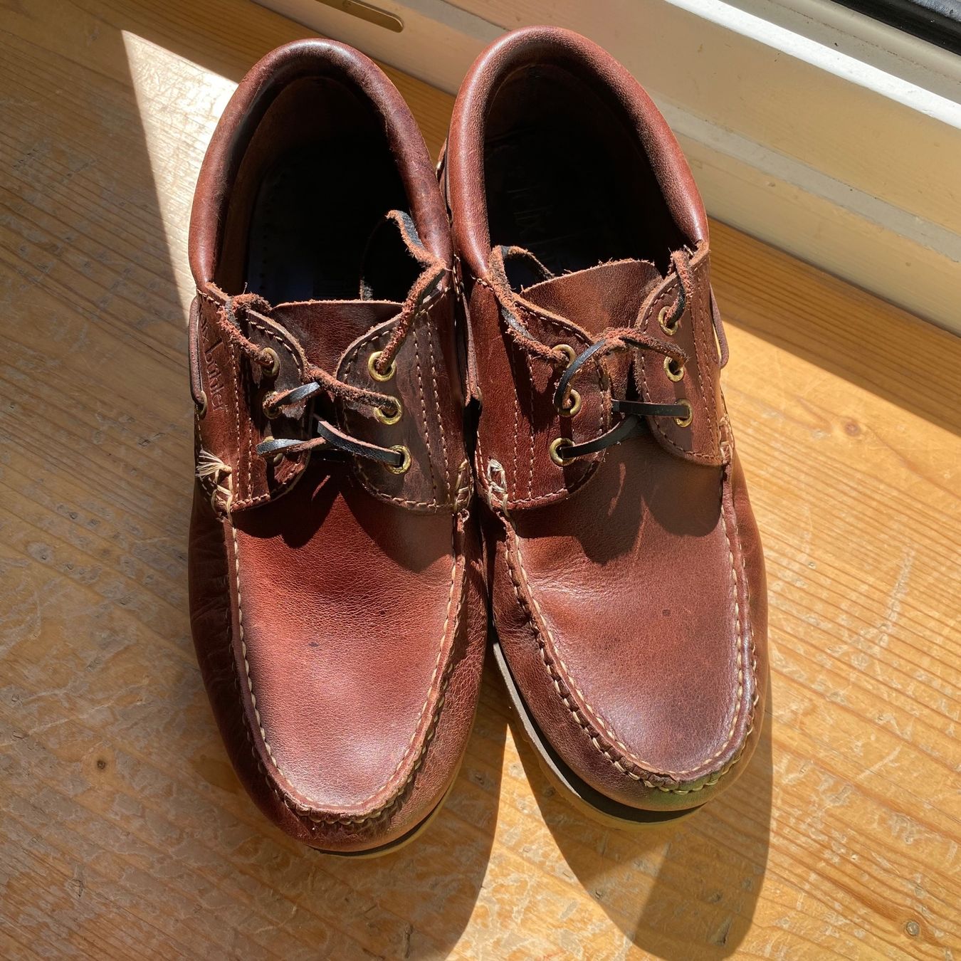 Scarpe da uomo: Chaussure en cuire – Usato da Auboranges venduto da Italik04