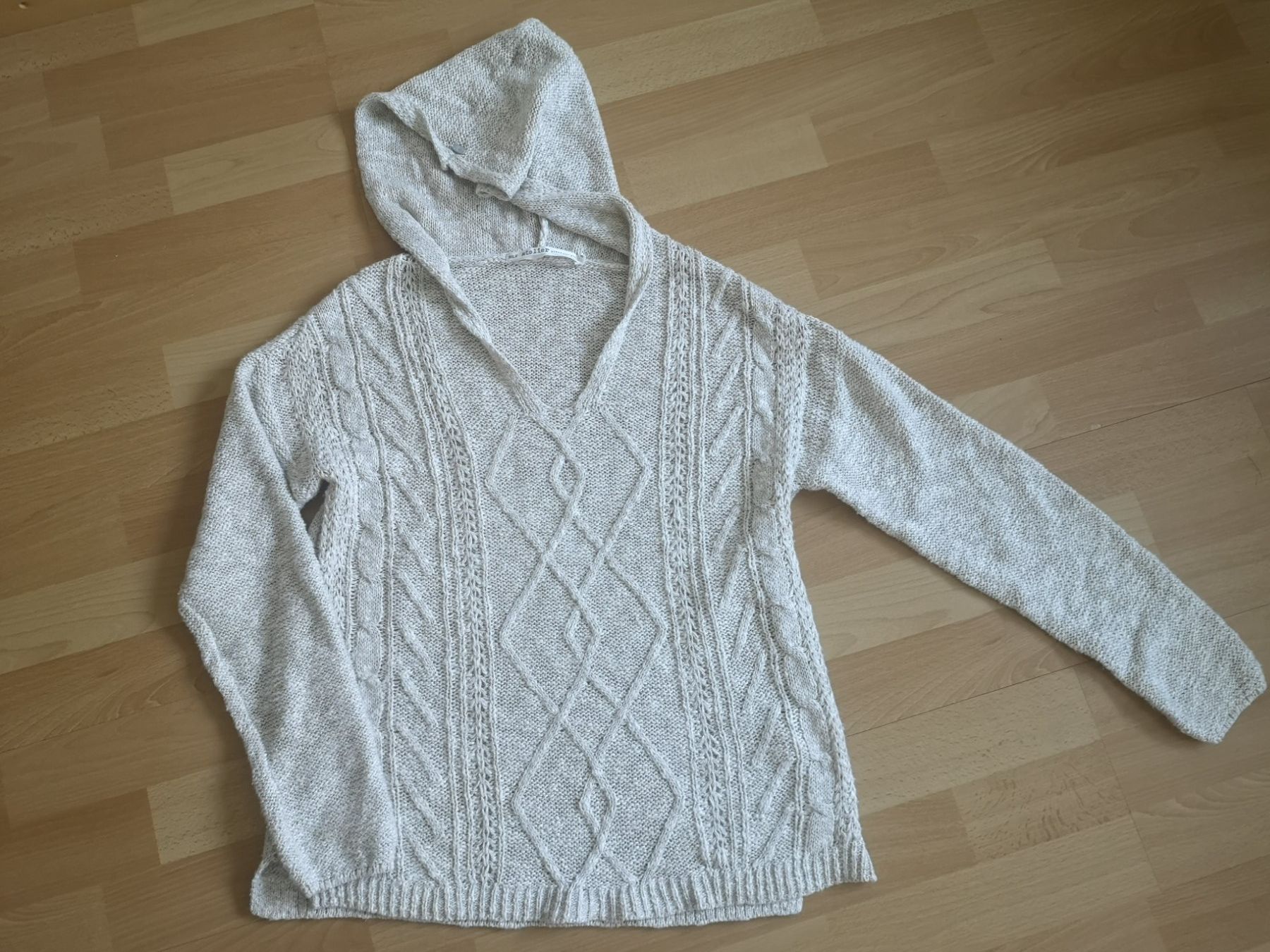 Nile Pullover & Sweatshirts: Nile Atelier Kapuzenpullover Gr.S – Gebraucht aus Suberg von Dinorez
