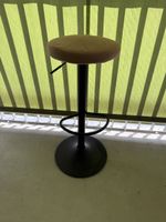 Adjustable Bar Stool, Tan Seat, Black Base, Great Condition!