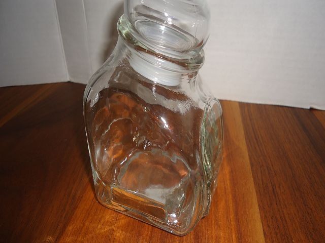 Bicchieri: Glasdose Vorratsglas mit Deckel ca. 12cm hoch – Usato da Ergisch venduto da Haemmerli59 1