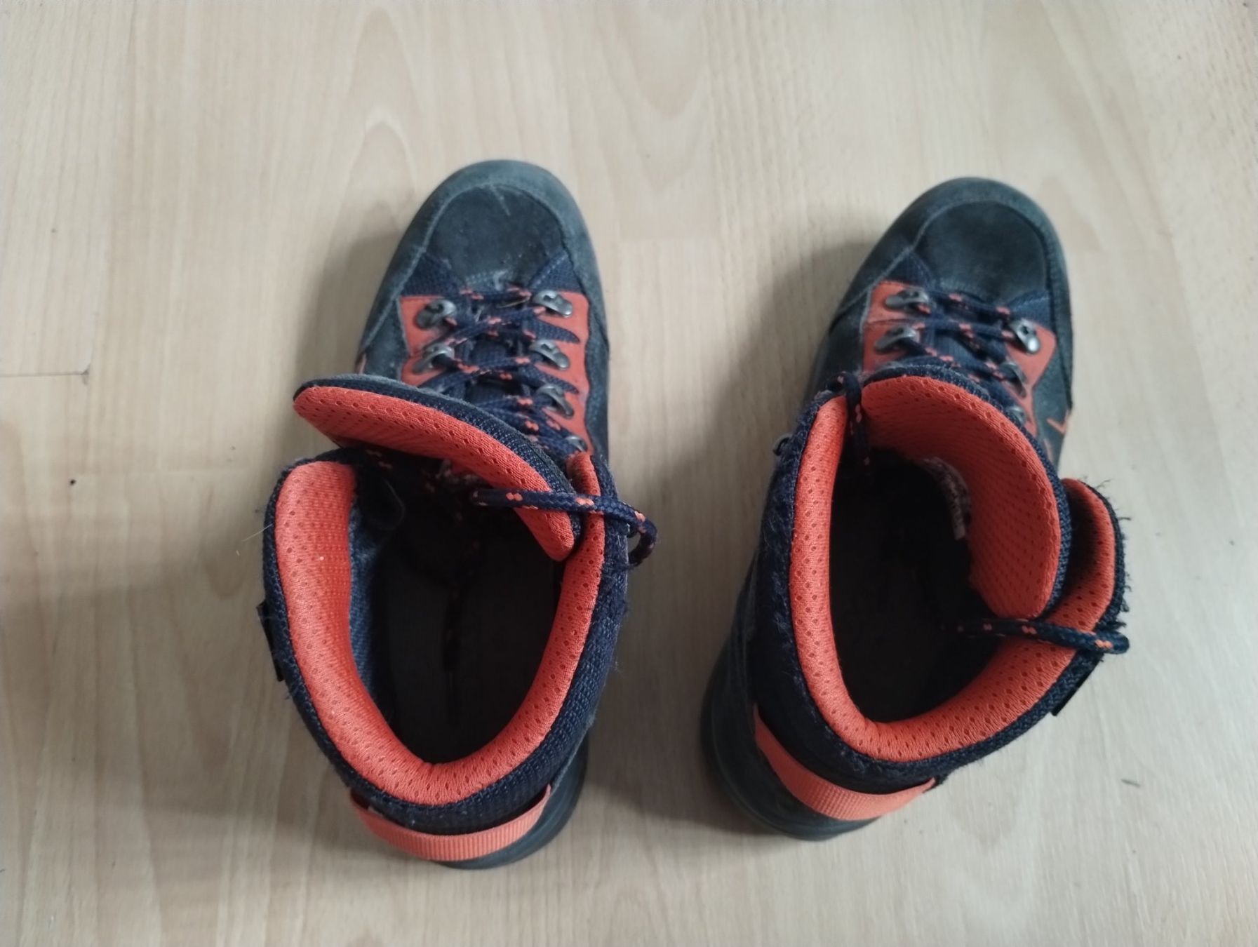 Lowa Scarpe per ragazzi: Wanderschuhe Lowa Grösse 38 – Usato da Zürich venduto da Teow5436 5